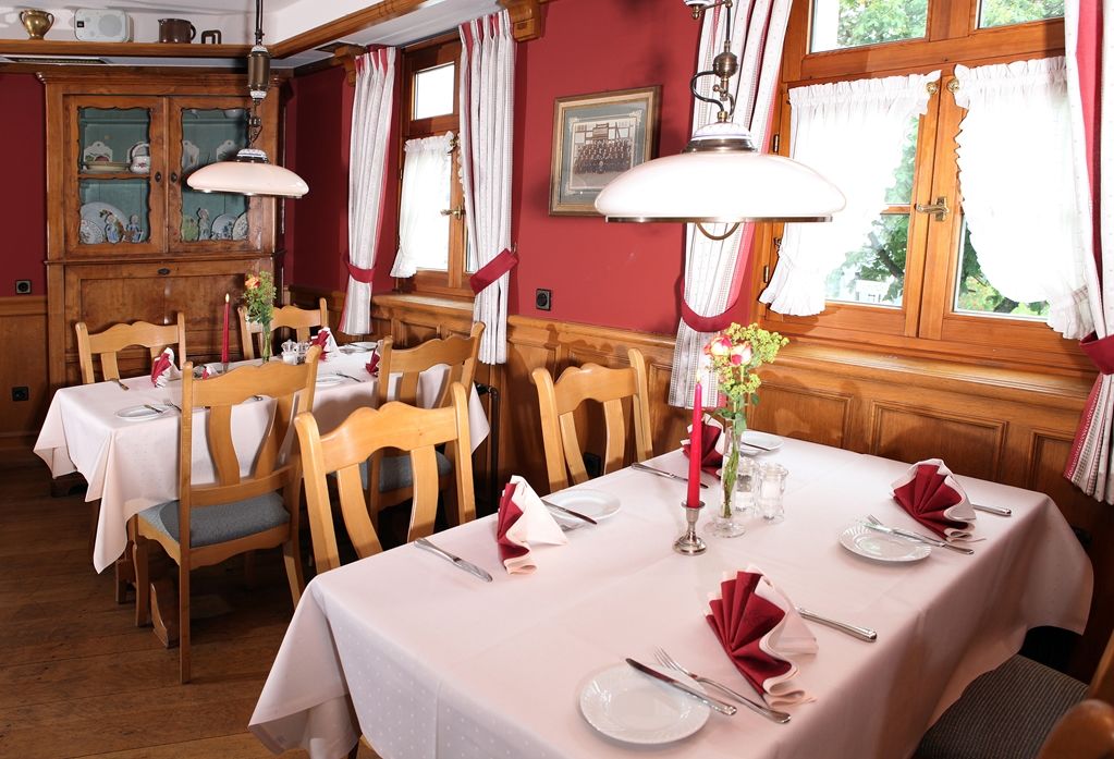 Landhotel & Gasthof Cramer Warstein Restaurant photo