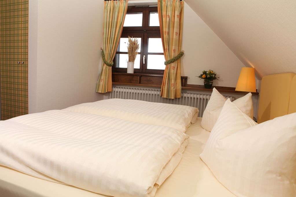 Landhotel & Gasthof Cramer Warstein Room photo